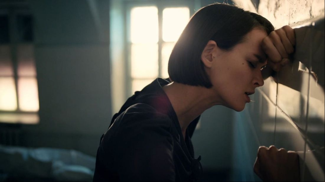 кадр из сериала «Метод»